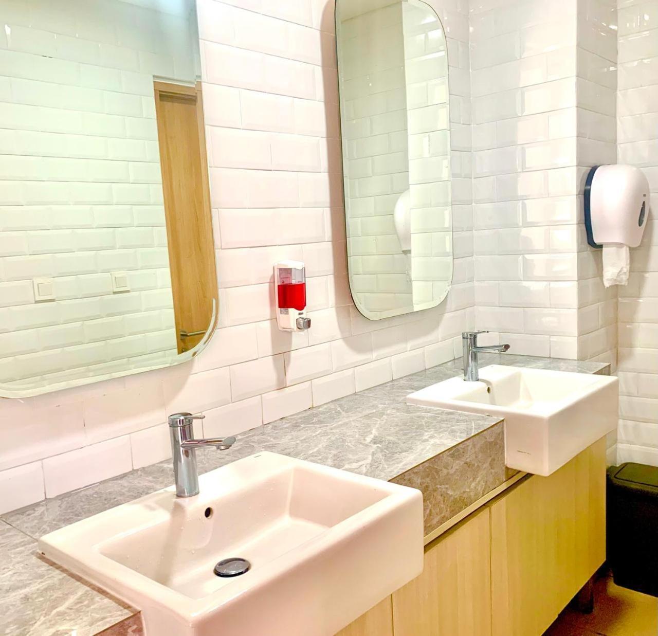 Apartemen Apateu Sharia - Unit Lengkap, Tinggal Bawa Koper! At Bandaraya Tallasa Makassar